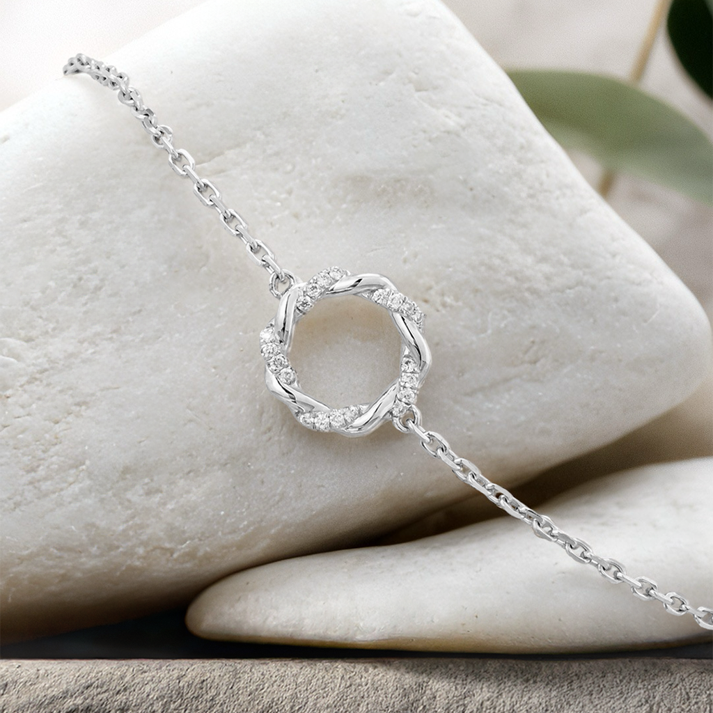 Lucce Fiore Bracelet 0.05CTW Natural Diamond Platinum