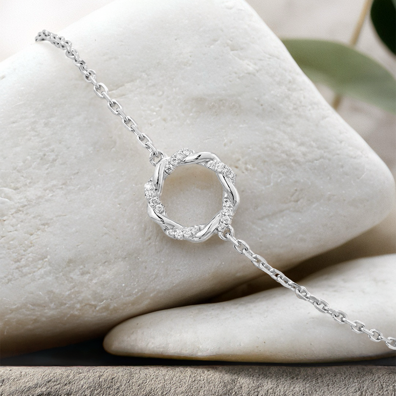 Lucce Fiore Bracelet 0.05CTW Natural Diamond Platinum