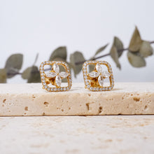 Load image into Gallery viewer, Lucce Constance Earrings Lab Diamond 18K Yellow Gold
