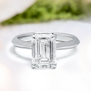 LUCCE ECUADORIAN™ Emerald Lab Diamond 3.00ct D VVS2 Platinum