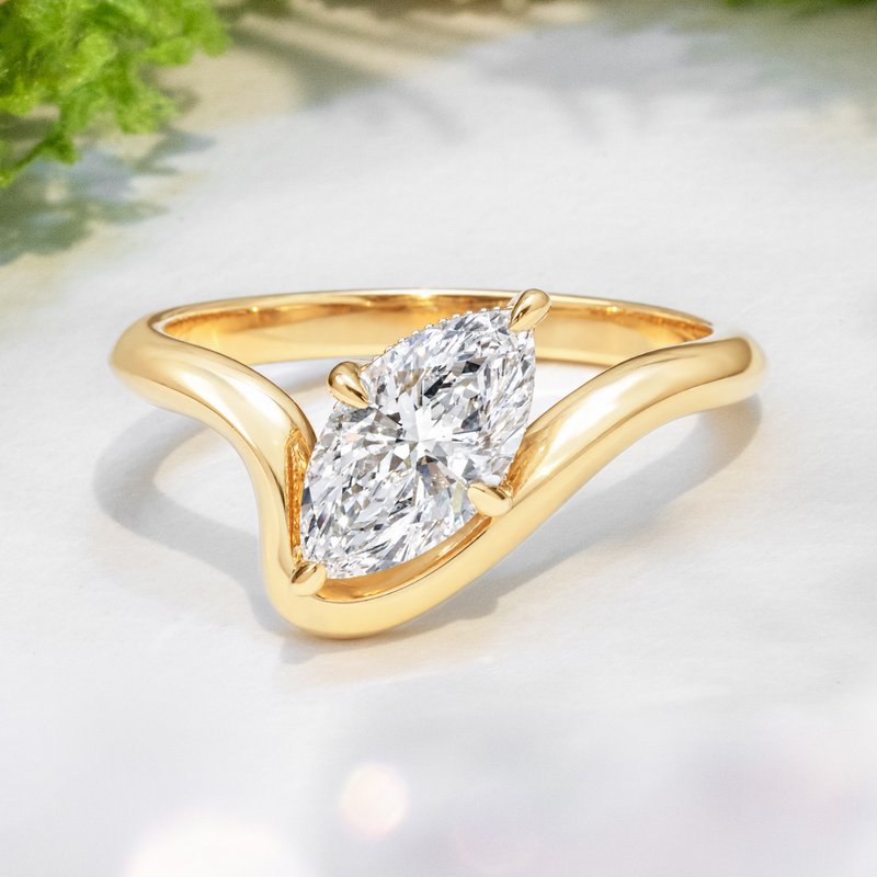 LUCCE CONSTANCE™ Fluire Marquise Lab Diamond 1.05ct D VVS2 IGI 14K Yellow Gold