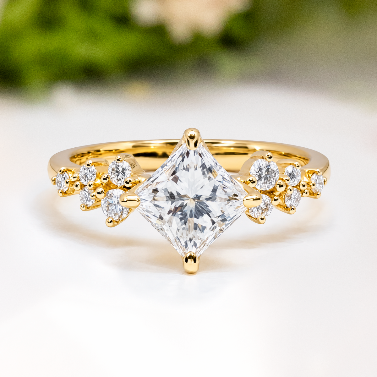 Load image into Gallery viewer, LUCCE ELLIA™ Princess Lab Diamond 1.04ct E VVS2 IGI 14K Yellow Gold
