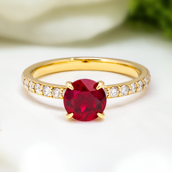 LUCCE CUSTOM™ Pave Round AURORA™ Red Ruby 1.00ct 18K Yellow Gold