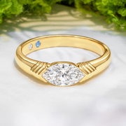 LUCCE CARLISLE™ Corde Marquise Lab Diamond 1.01ct D VS1 18K Yellow Gold