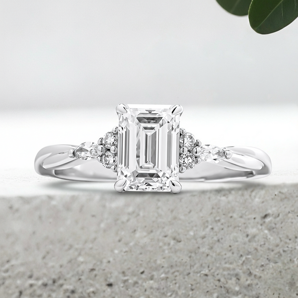LUCCE ALESSA™ Emerald 1.06ct Lab Diamond D VVS2 IGI 18K White Gold