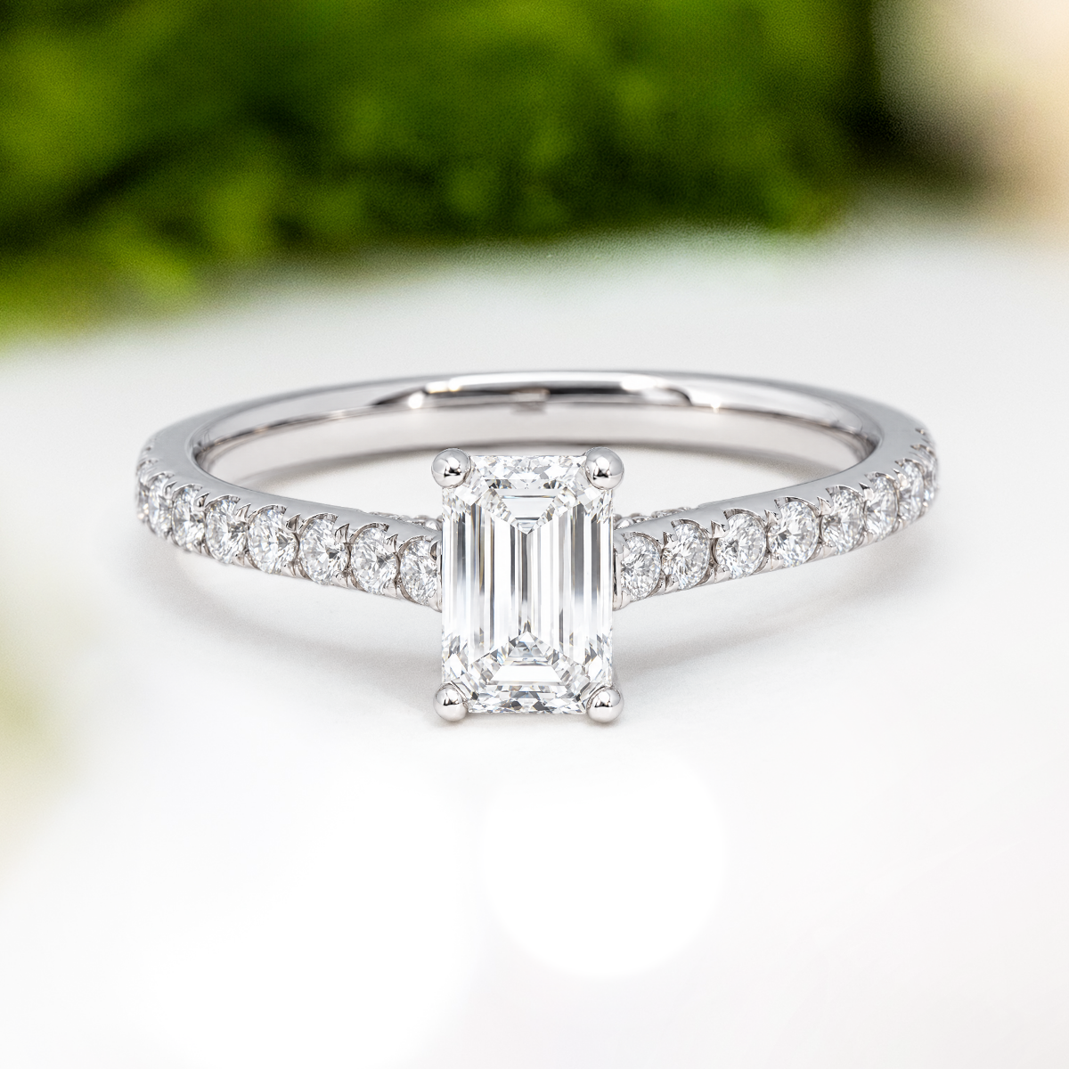 Load image into Gallery viewer, LUCCE FIRENZE™ Pavé Emerald Natural Diamond 0.61ct E VVS2 GIA 18K White Gold
