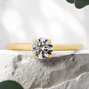 LUCCE LUCIA™ Halo Round Lab Diamond 0.52ct D VVS2 Id IGI 14K Yellow Gold