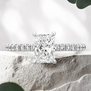 LUCCE VERONA™ Pavé Radiant Lab Diamond 1.02ct E VVS2 IGI 14K White Gold