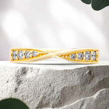 Load image into Gallery viewer, Lucce Riza 0.21 ctw Lab Diamond 14K Yellow Gold
