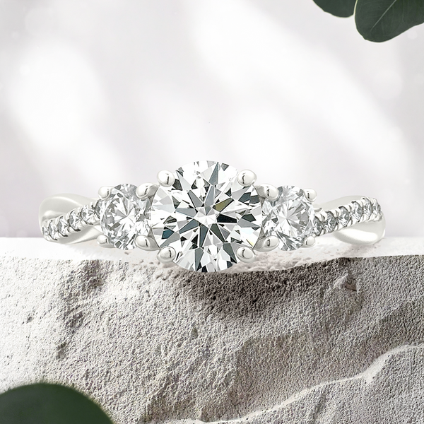 Lucce Fiore Trio Round Lab Diamond 0.74ct D VS1 Id IGI 14K White Gold