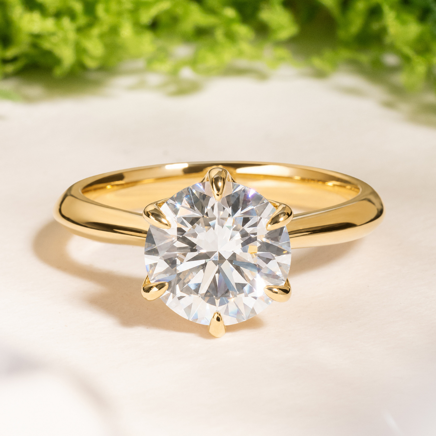 Load image into Gallery viewer, LUCCE ECUADORIAN™ Round Lab Diamond 2.02ct D VVS2 Id IGI 18K Yellow Gold
