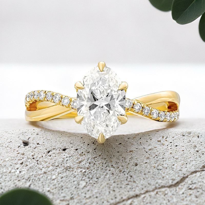 Lucce Fiore Sei Oval Lab Diamond 1.02ct D VVS2 IGI 18K Yellow Gold