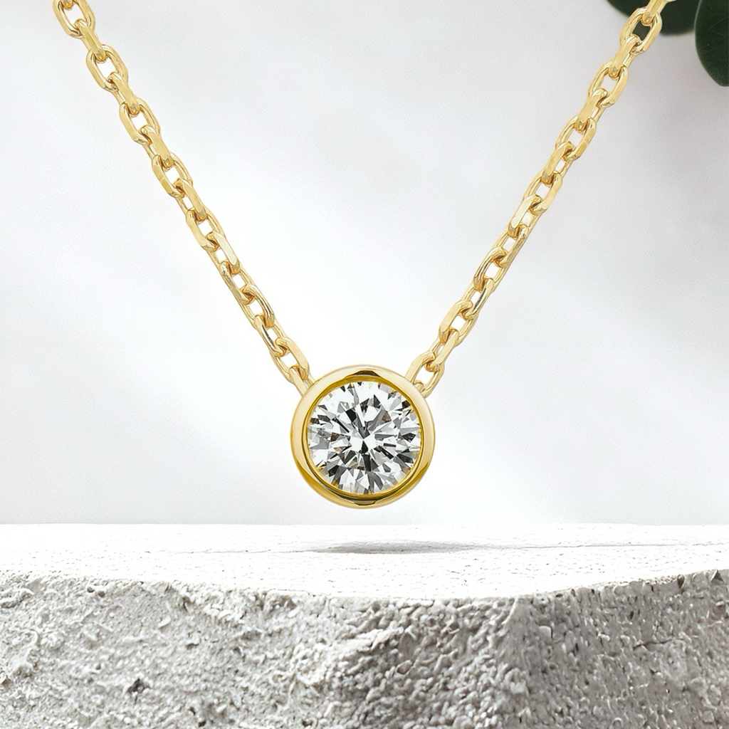 Load image into Gallery viewer, LUCCE CARLISLE™ Round Necklace 0.25ct Natural Diamond 14K Yellow Gold
