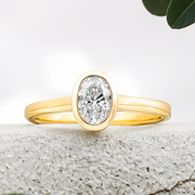 LUCCE CARLA™ Oval Lab Diamond 0.57ct D VVS2 IGI 14K Yellow Gold