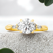 LUCCE ALESSA™ Round 1.00ct CELESTE™ Moissanite 14K Yellow Gold