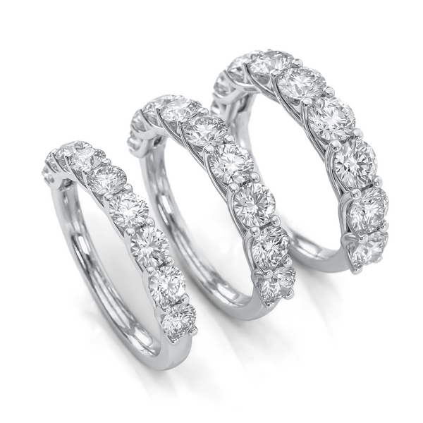 LUCCE RIVERA™ 9-Stone Round Diamond