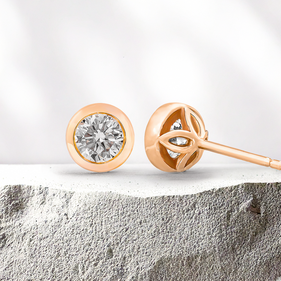 Load image into Gallery viewer, LUCCE CARLISLE™ 4-Petal Earrings Round Diamond
