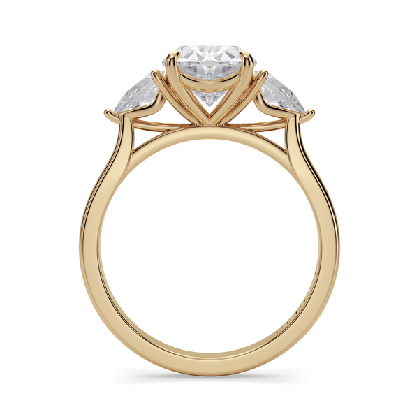 LUCCE SOPHIA™ Luxe Oval Diamond