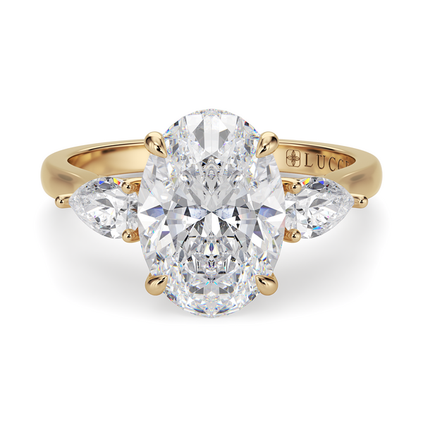 LUCCE SOPHIA™ Luxe Oval Lab Diamond 3.01ct E VVS2 IGI 18K Yellow Gold