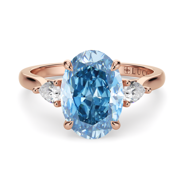 LUCCE SOPHIA™ Oval OCEAN™ Blue Diamond