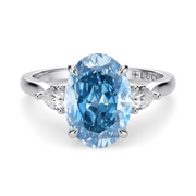 LUCCE SOPHIA™ Oval OCEAN™ Blue Diamond