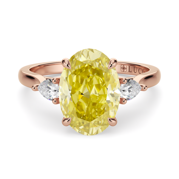LUCCE SOPHIA™ Oval SUNBURST™ Yellow Diamond