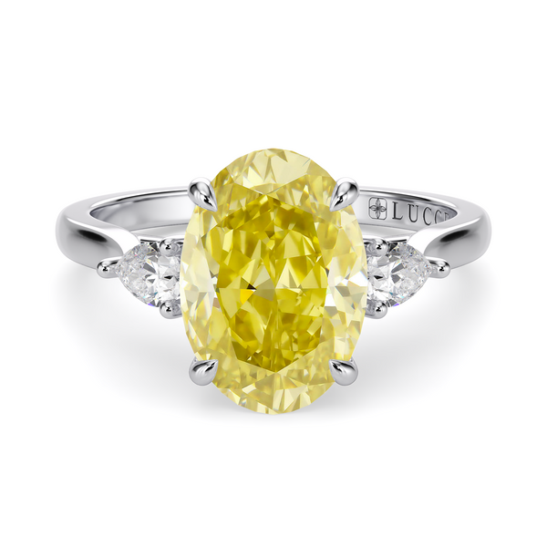 LUCCE SOPHIA™ Oval SUNBURST™ Yellow Diamond