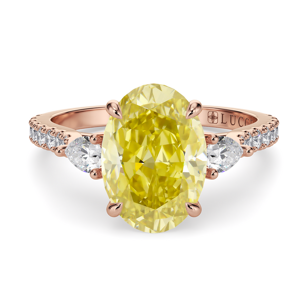 LUCCE SOPHIA™ Pavé Oval SUNBURST™ Yellow Diamond