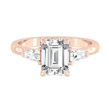 Load image into Gallery viewer, Sophia Luxe Emerald Moissanite
