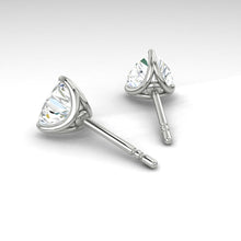 Load image into Gallery viewer, Lucce Jasmine Earrings Heart Diamond

