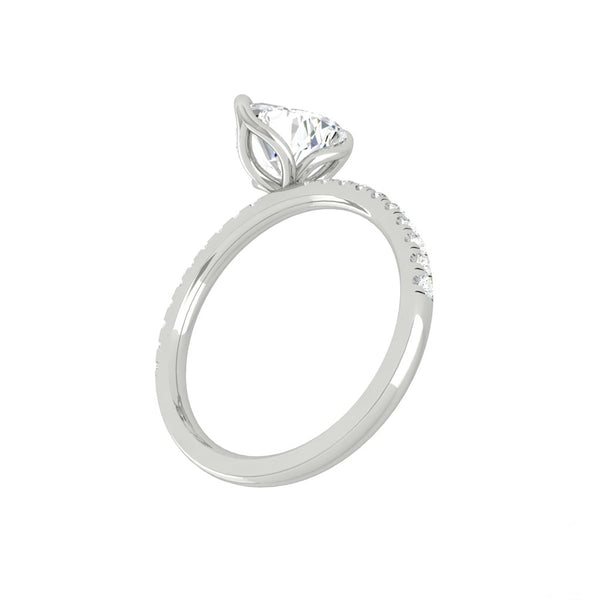Lucce Lucia Pavé Heart Moissanite
