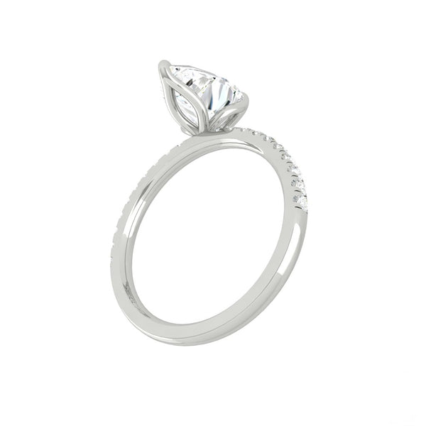 Lucce Lucia Pavé Pear Moissanite