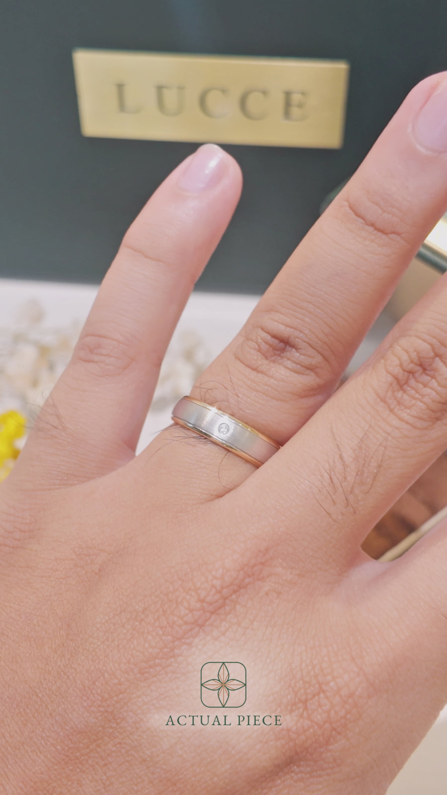 Load and play video in Gallery viewer, LUCCE NUFELLI™ Mi 5mm 0.02ct Natural Diamond 14K White Gold and 14K Yellow Gold
