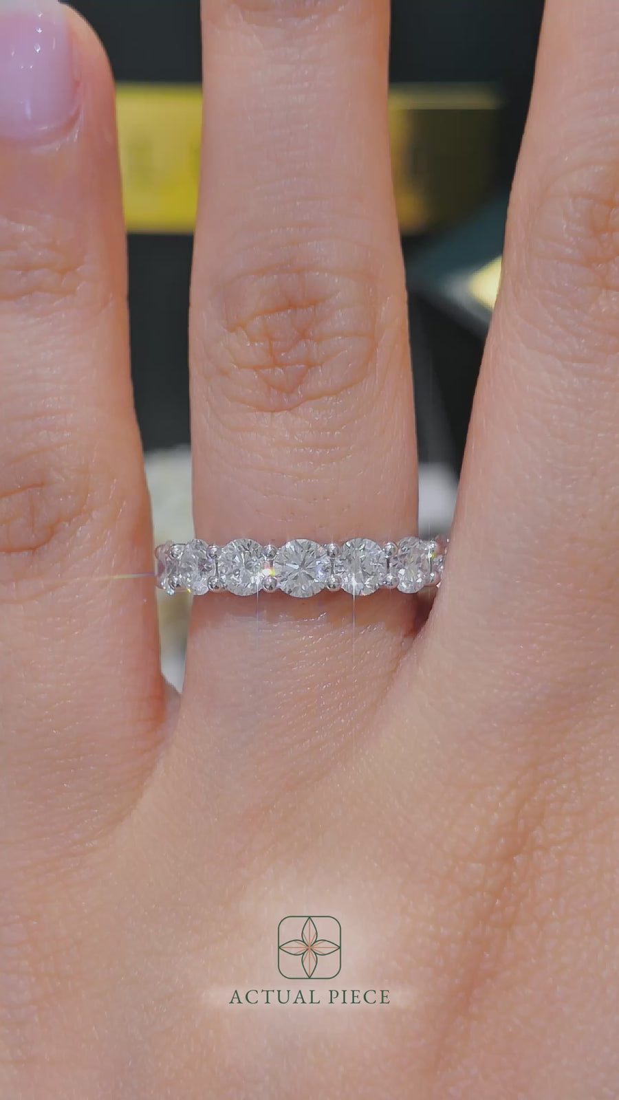 Load and play video in Gallery viewer, LUCCE Half Eternity Trellis 7-Stone Round Diamond Wedding Ring in Gold or Platinum
