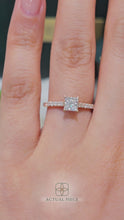 Load and play video in Gallery viewer, Lucce Firenze Pavé Princess Lab Diamond 0.52ct D VS1 Ex IGI 14K Yellow Gold
