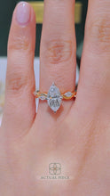 Load and play video in Gallery viewer, LUCCE CONSTANCE™ Marquise Lab Diamond 1.52ct E VVS2 IGI 18K Yellow Gold and Platinum Prongs
