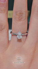 Load and play video in Gallery viewer, Lucce Verona Pear Diamond
