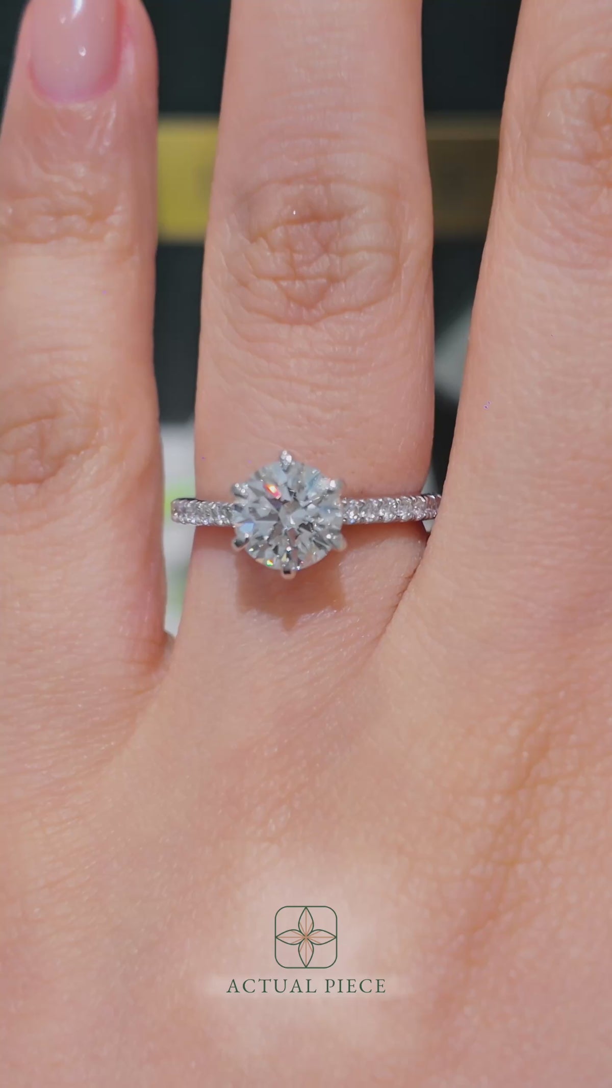Load and play video in Gallery viewer, Lucce Azalea Pave Round Diamond with Petal Prongs in Platinum
Manila, Philippines

