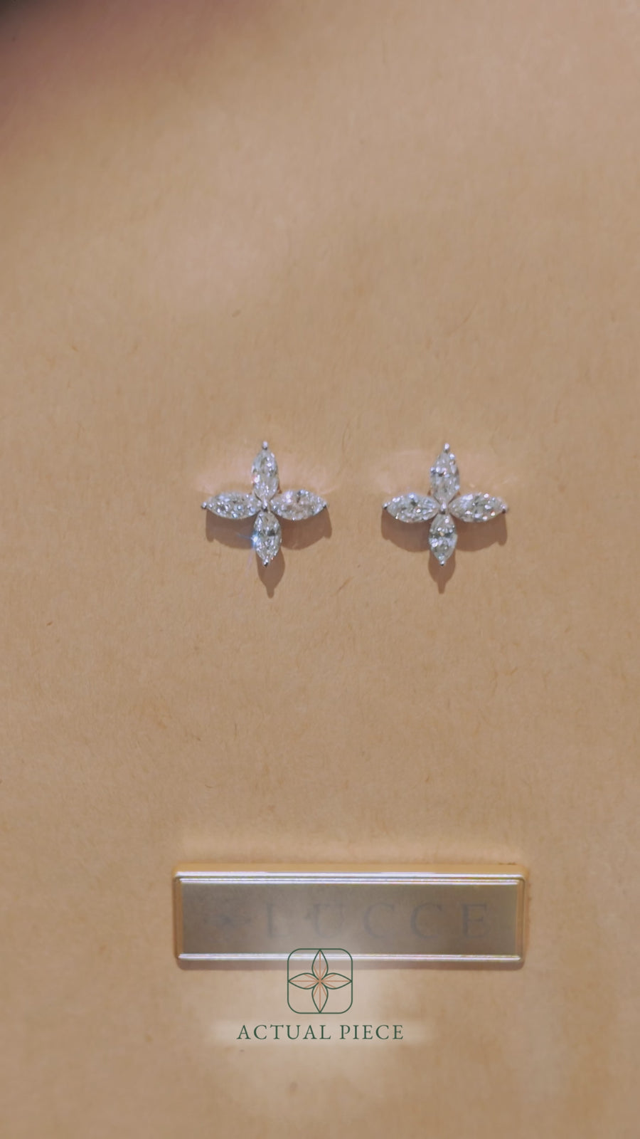 Load and play video in Gallery viewer, LUCCE CONSTANCE™ Ole Earrings Diamond
