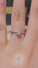 Load and play video in Gallery viewer, Lucce Constance Solitaire Round Lab Diamond 0.54ct D VVS2 Id IGI 14K White Gold and Platinum Prongs
