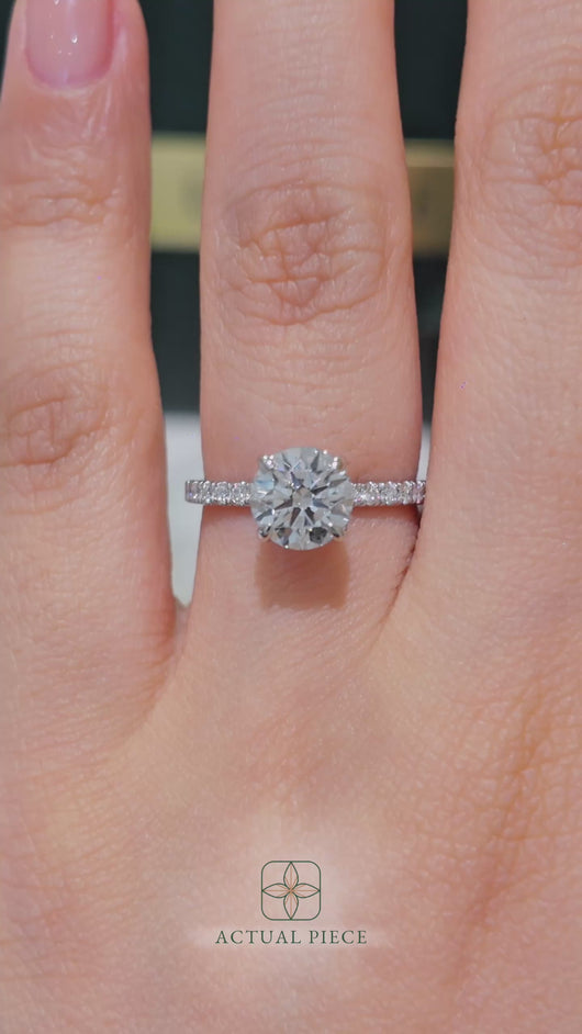 LUCCE LUCIA™ Halo Pavé Round Diamond