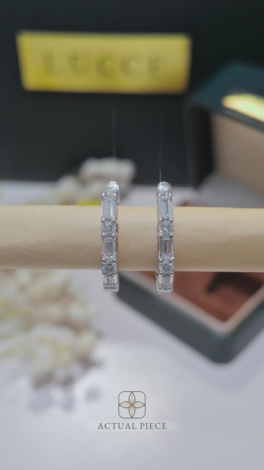 Load and play video in Gallery viewer, LUCCE DELLA™ Hoop Earrings 1.44ctw Lab Diamond 14K White Gold
