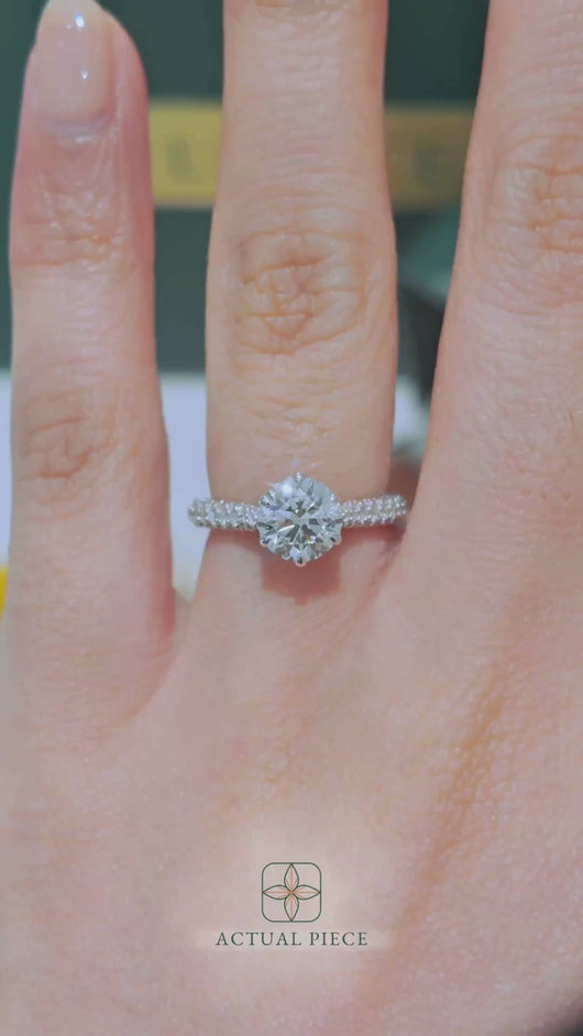 LUCCE AZALEA™ Luxe Round Lab Diamond 1.07ct D VS1 Id IGI 18K White Gold