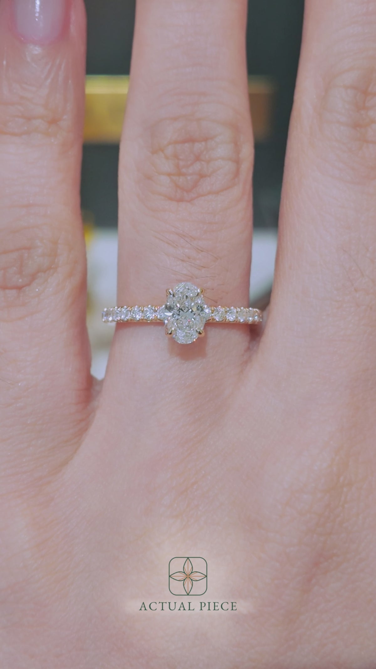 Load and play video in Gallery viewer, LUCCE Pavé Oval Diamond Engagement Ring with Petal Prongs in Gold or Platinum
