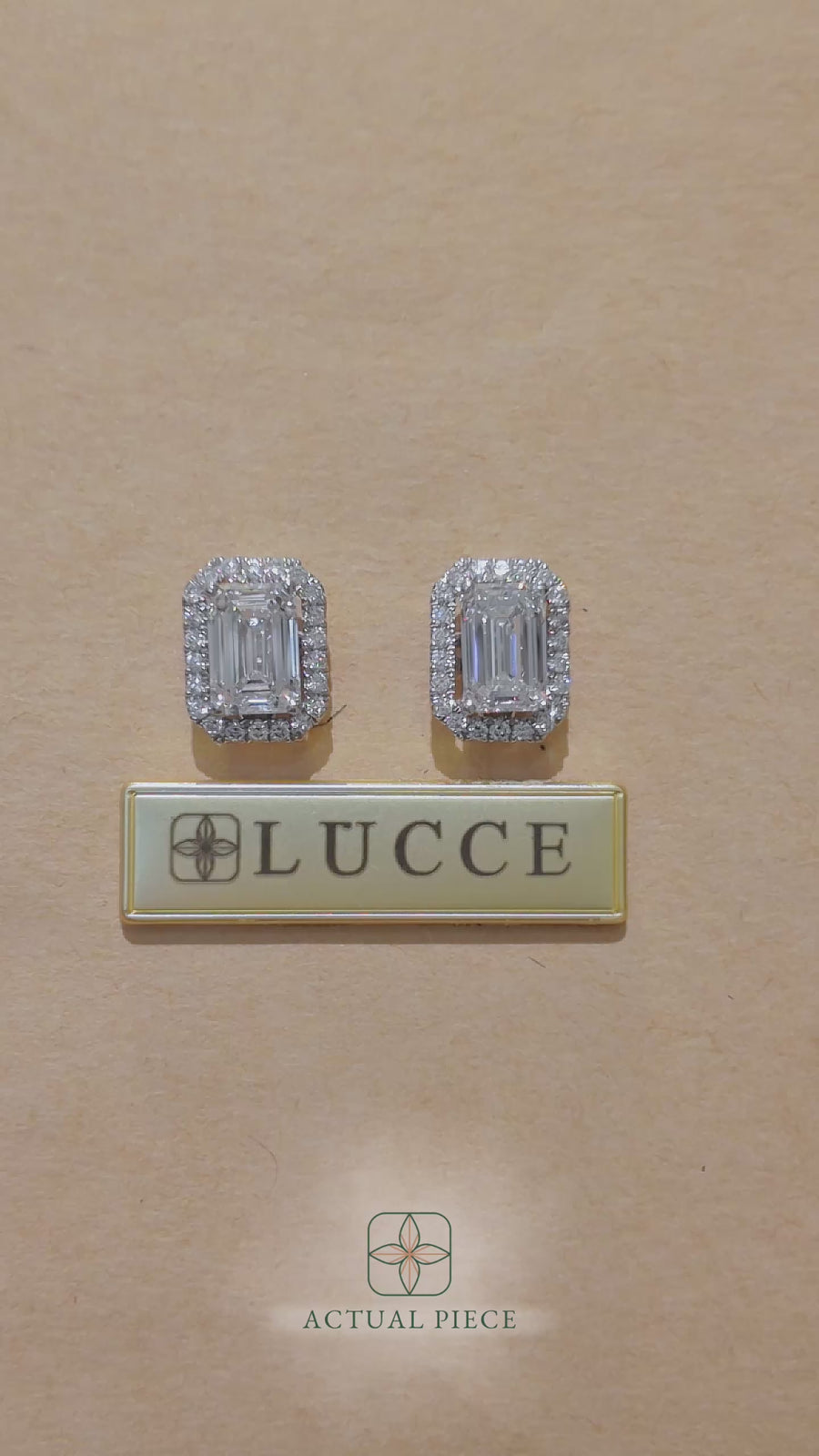 Load and play video in Gallery viewer, LUCCE MONTEVALLE™ Earrings Emerald Diamond
