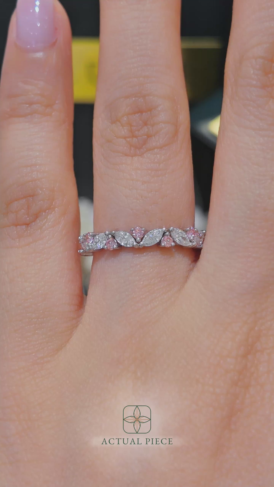 Load and play video in Gallery viewer, LUCCE MARCHESA™ Reale ROSÉ™ 0.75ctw Lab Diamond Platinum

