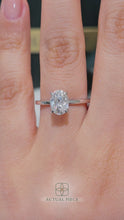 Load and play video in Gallery viewer, Lucce Verona Oval 1.52ct SUPERNOVA Moissanite 14K White Gold
