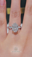 Load and play video in Gallery viewer, Lucce Constance Petal Oval 6-Prong Diamond
