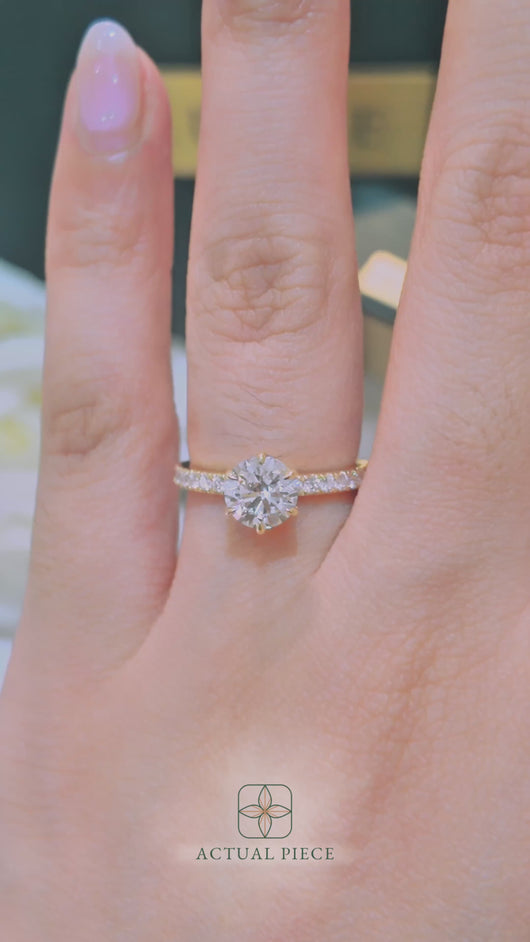 LUCCE LUCIA™ Pavé 6-Prong Round 1.02ct Lab Diamond D VVS2 Id IGI 14K Yellow Gold