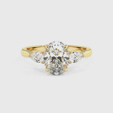 Load and play video in Gallery viewer, Sophia Oval Luxe Moissanite
